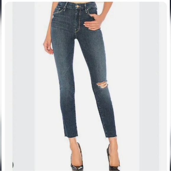 MOTHER Denim - MOTHER High Waisted Looker‎ Ankle Fray in Close To The Edge Sz 25